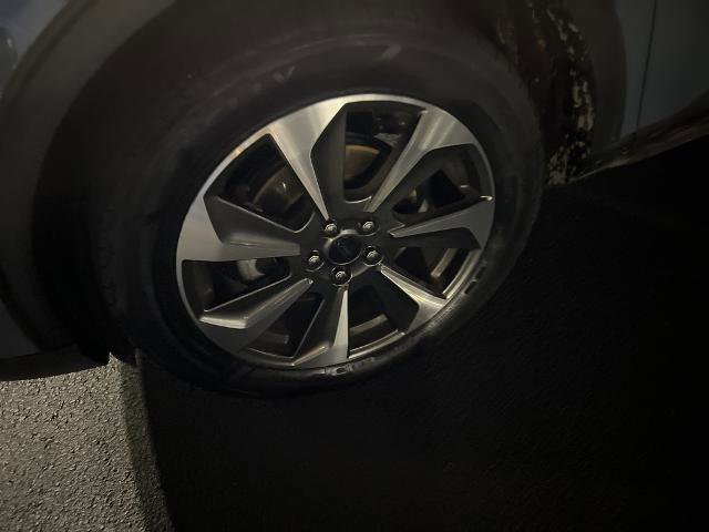 Certified 2023 Ford Escape Platinum w/ Premium Technology Package image 9