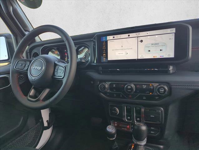 Used 2024 Jeep Wrangler Rubicon image 28