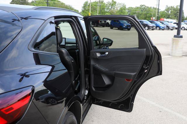 Certified 2023 Ford Escape ST-Line Select w/ Tech Pack #2 AWD/4WD image 29