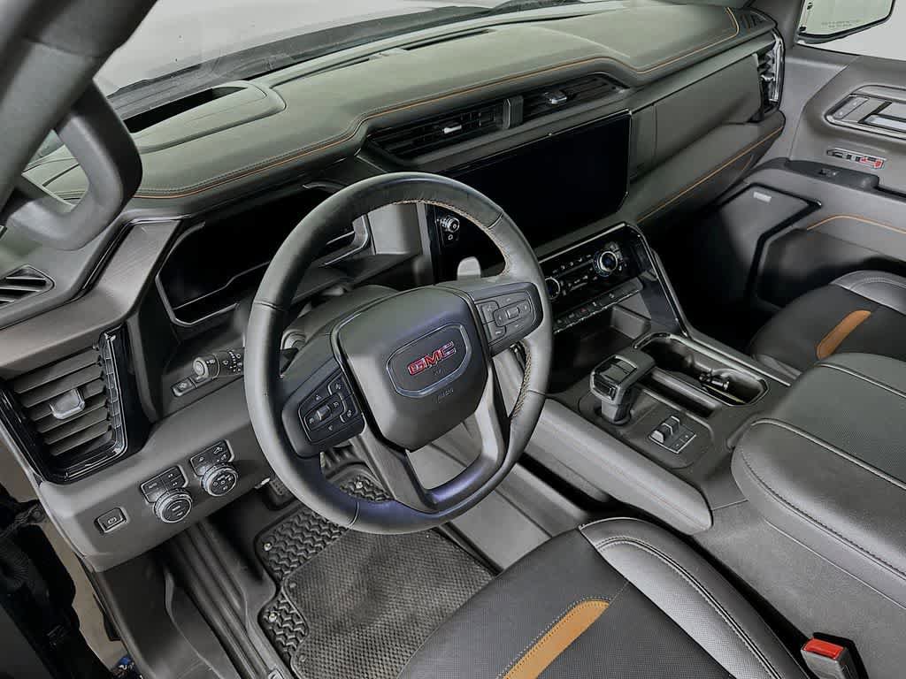 Used 2023 GMC Sierra 1500 AT4 w/ AT4 Premium Package AWD/4WD image 2