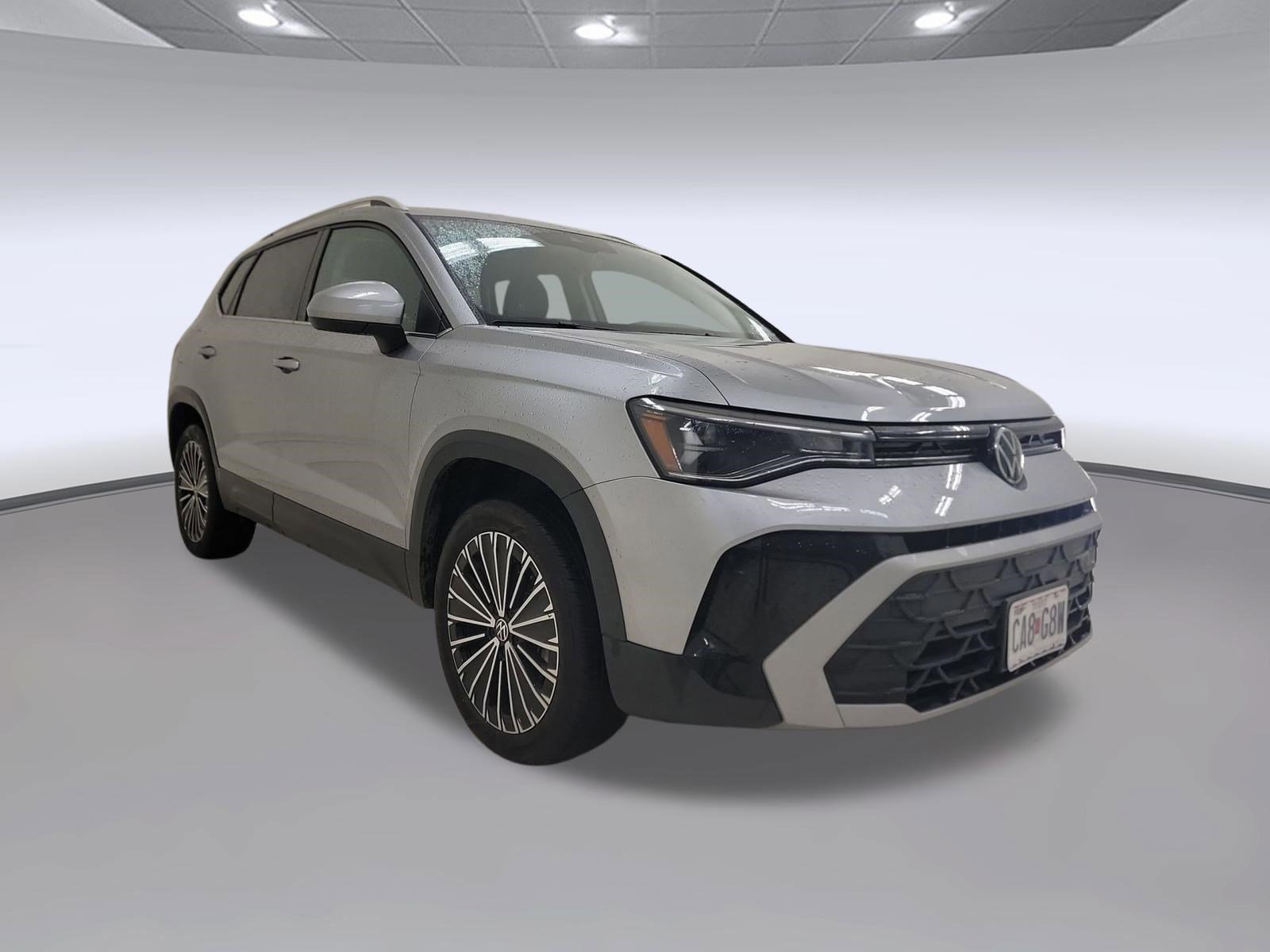 Used 2025 Volkswagen Taos SE FWD image 7