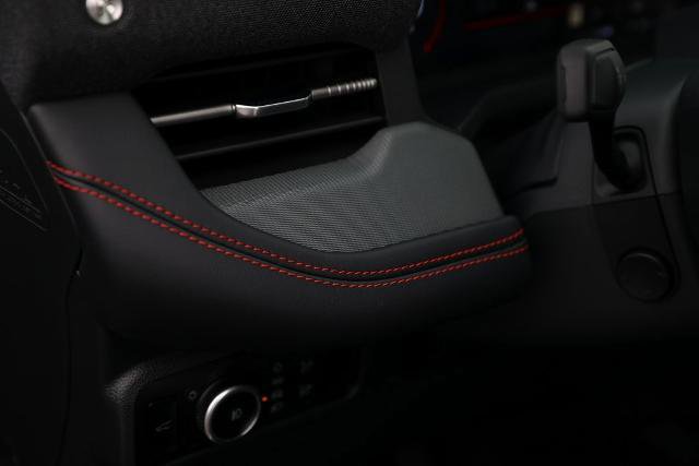 Certified 2025 Ford Explorer ST-Line w/ Premium Package image 30