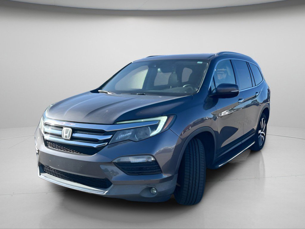 Used 2017 Honda Pilot Touring image 14