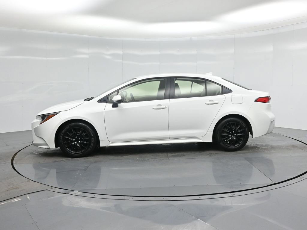 Used 2020 Toyota Corolla LE image 22