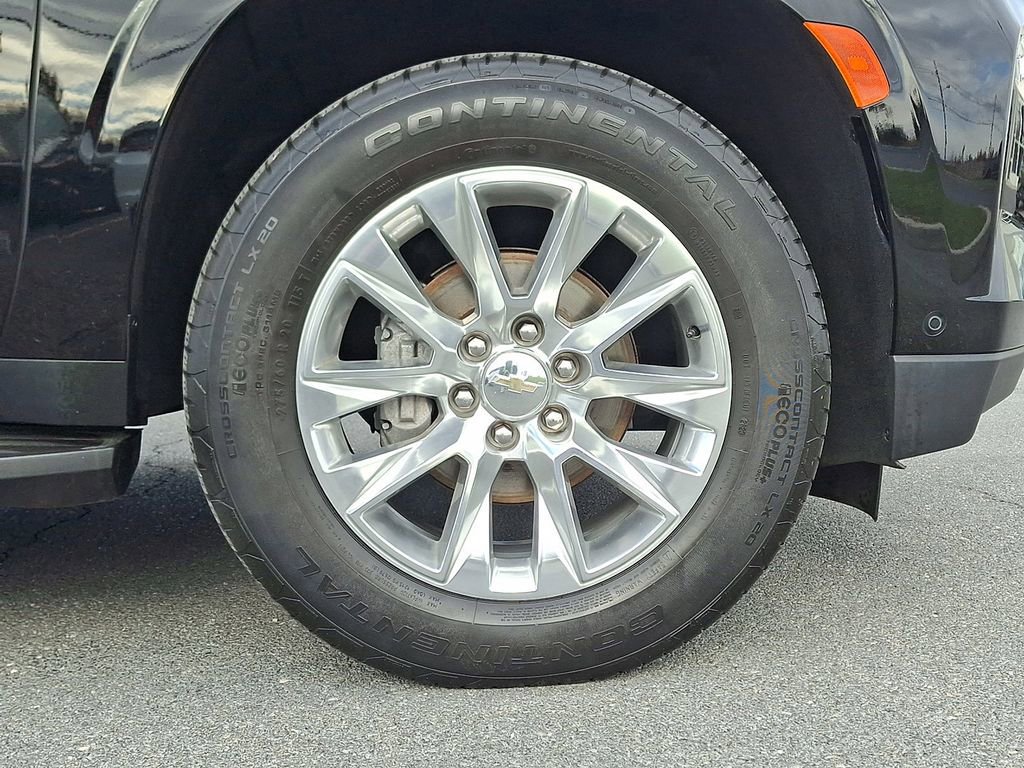 Used 2023 Chevrolet Tahoe Premier w/ Advanced Technology Package image 8