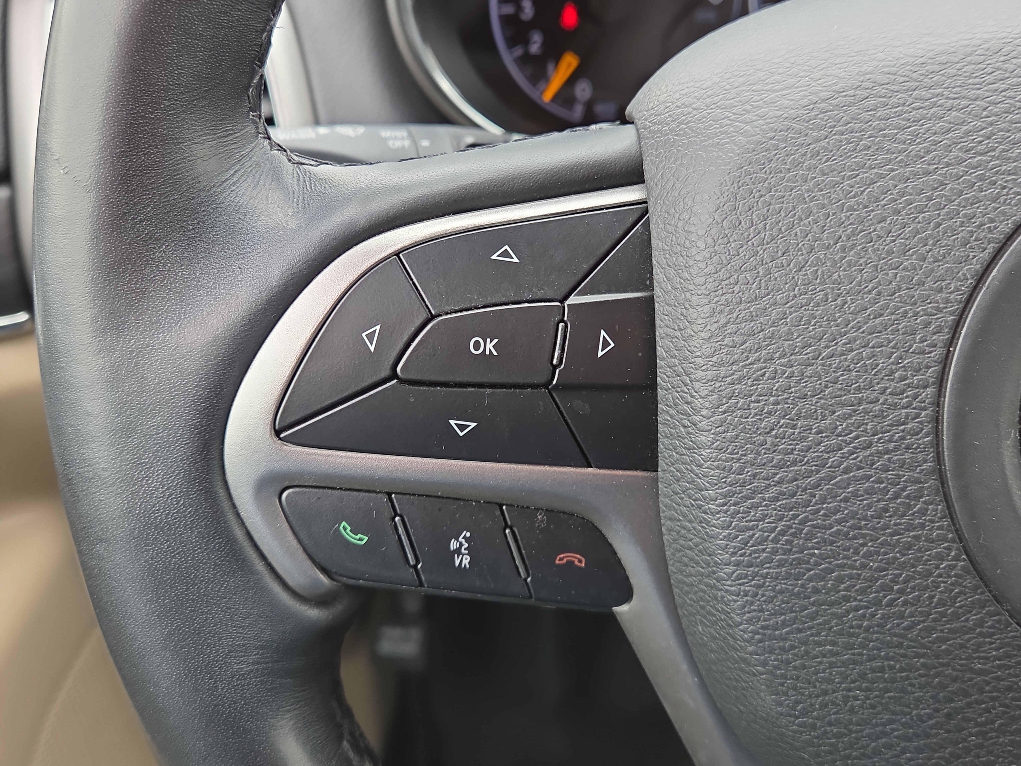 Used 2022 Jeep Grand Cherokee Limited w/ Tech Group image 19