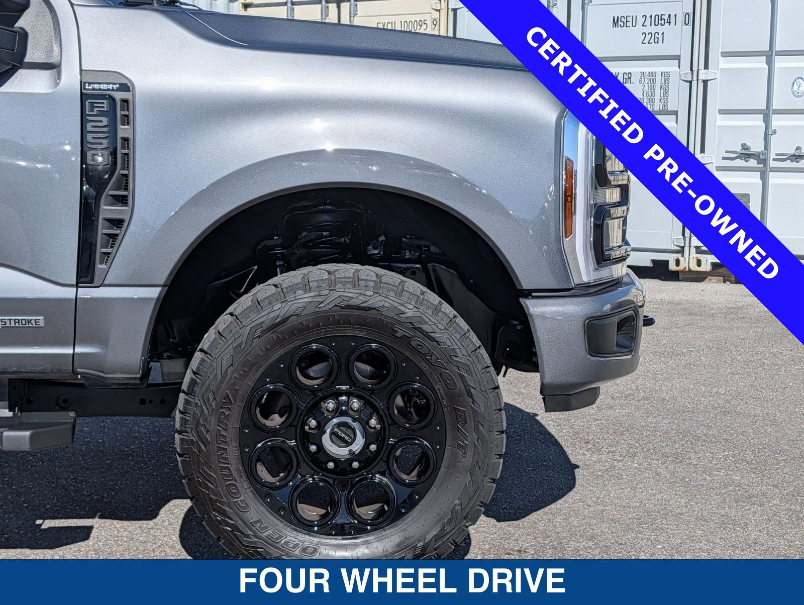 Certified 2025 Ford F250 Lariat w/ Black Appearance Package image 11