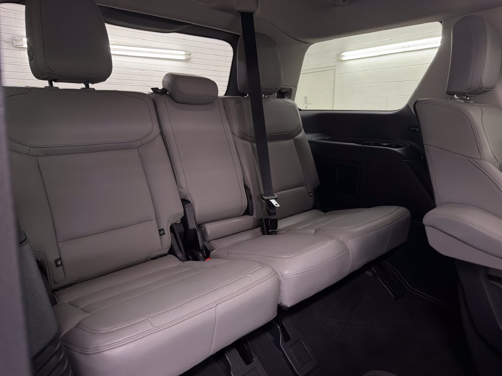 Certified 2025 Ford Expedition Active RWD image 35
