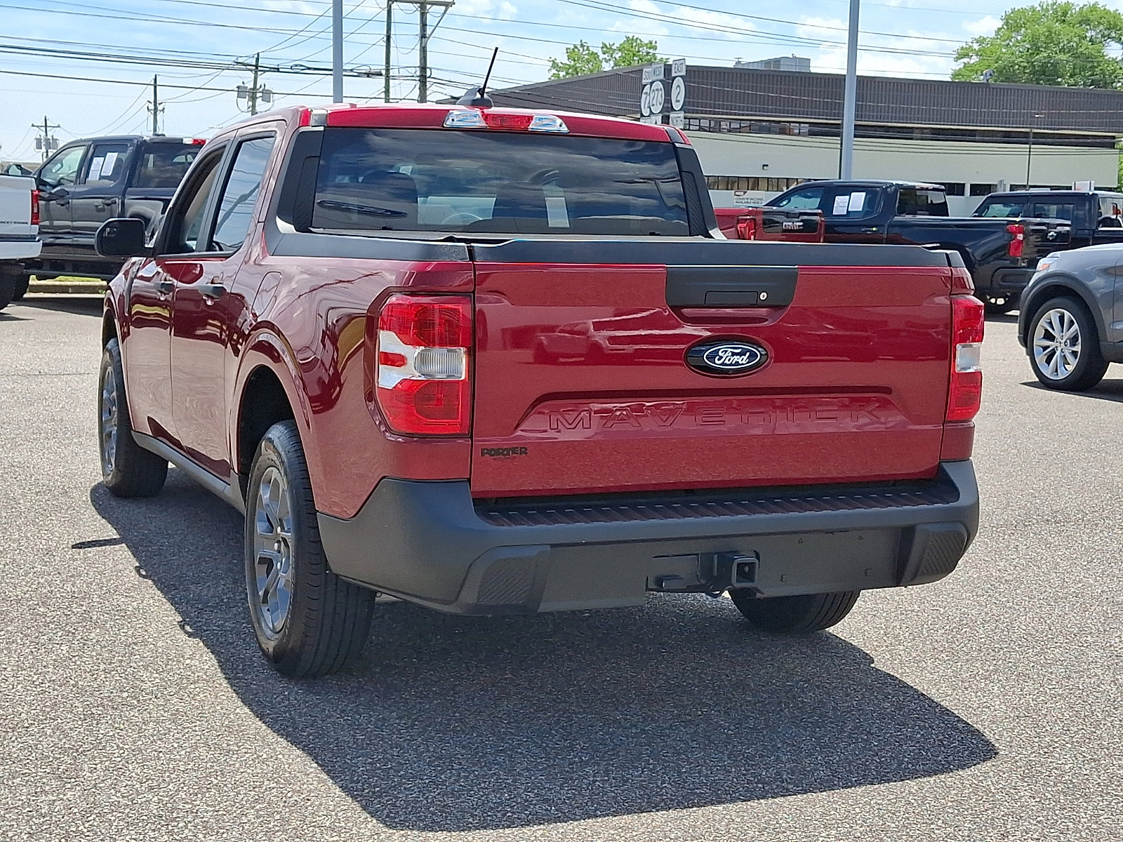 Certified 2026 Ford Maverick XLT w/ Equipment Group 301A AWD/4WD image 8