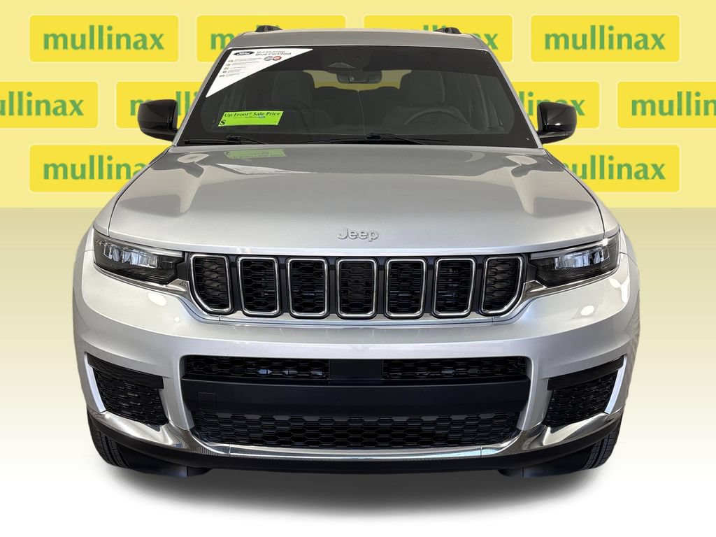 Used 2025 Jeep Grand Cherokee L Laredo RWD image 15