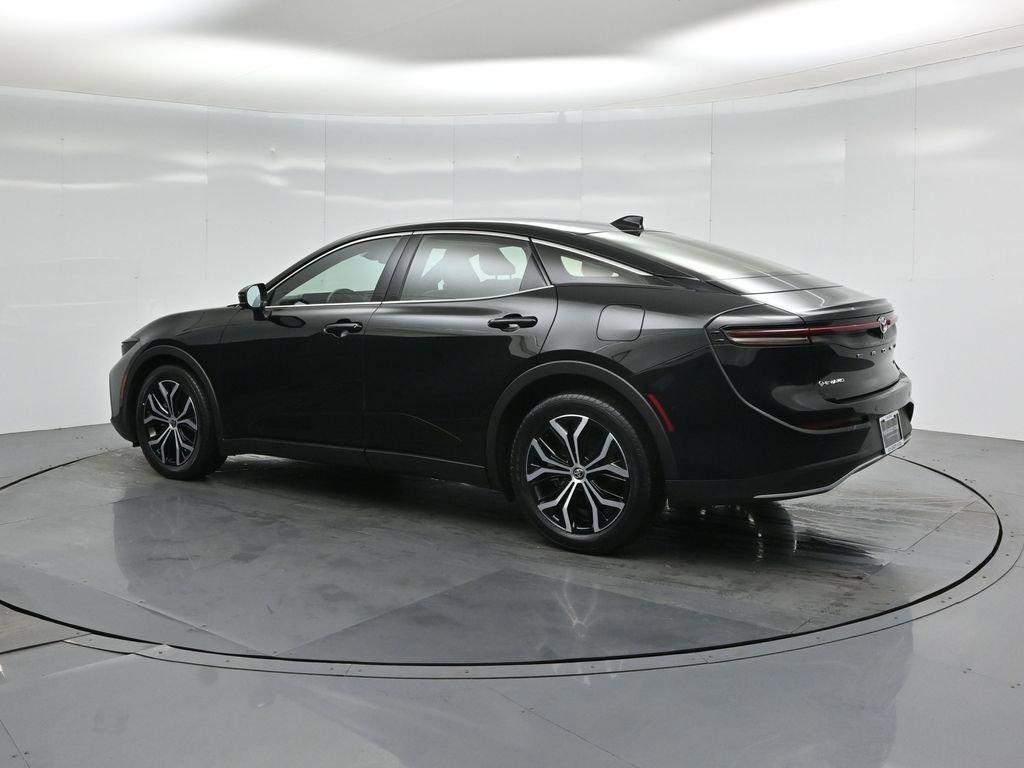 Used 2024 Toyota Crown Limited image 6