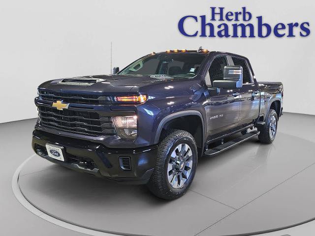 Used 2024 Chevrolet Silverado 2500 Custom w/ Custom Value Package AWD/4WD image 10