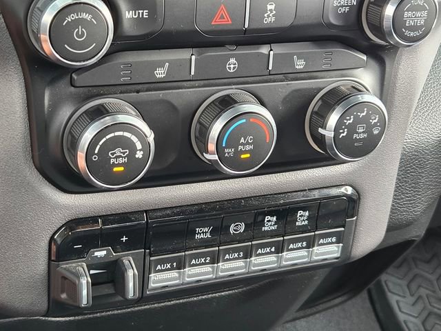 Used 2020 RAM 2500 Big Horn w/ Night Edition image 16