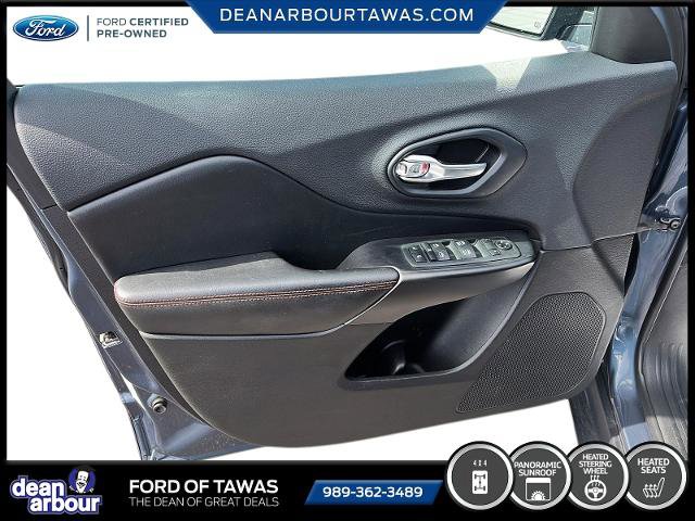 Used 2019 Jeep Cherokee Trailhawk w/ Comfort & Convenience Group AWD/4WD image 6