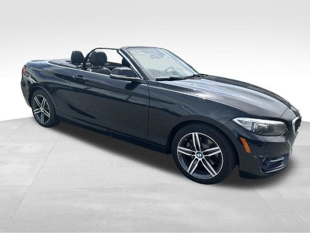 Used 2017 BMW 230i xDrive Convertible AWD/4WD image 4