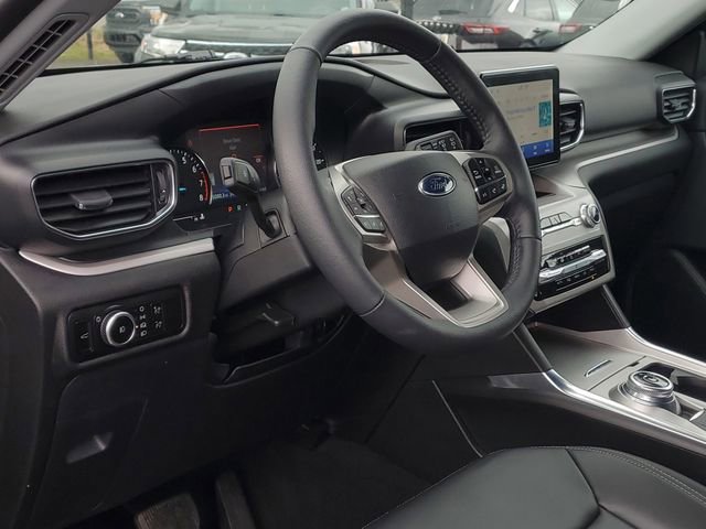 Certified 2024 Ford Explorer XLT w/ Equipment Group 202A image 11