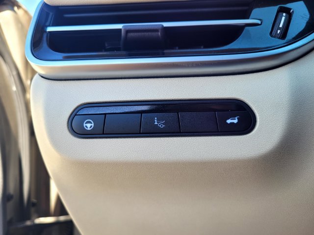 Used 2023 INFINITI QX60 Sensory w/ Vision Package AWD/4WD image 16