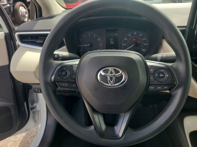 Used 2023 Toyota Corolla LE w/ LE Convenience Package image 21