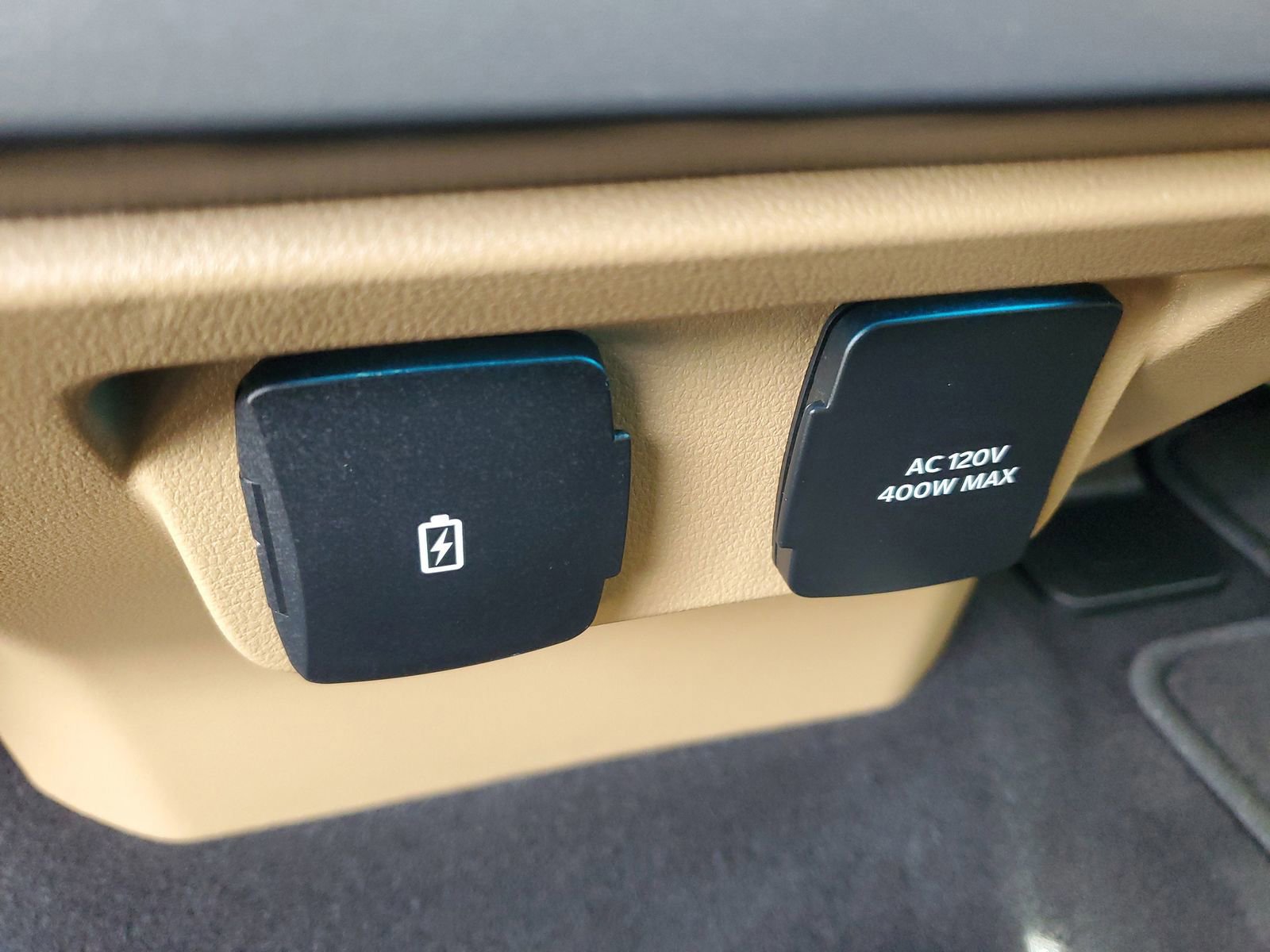 Certified 2023 Ford F150 XLT w/ Equipment Group 302A High image 11