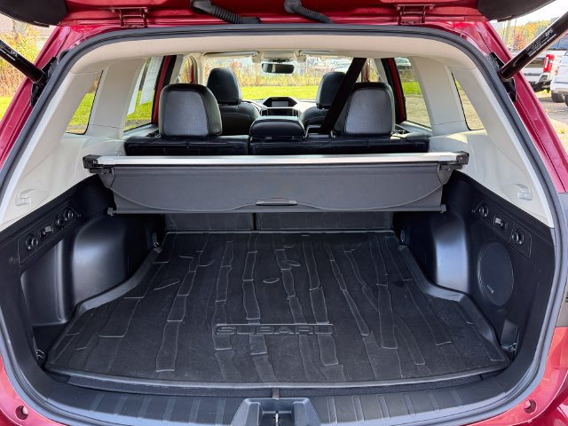Used 2020 Subaru Forester Touring AWD/4WD image 39
