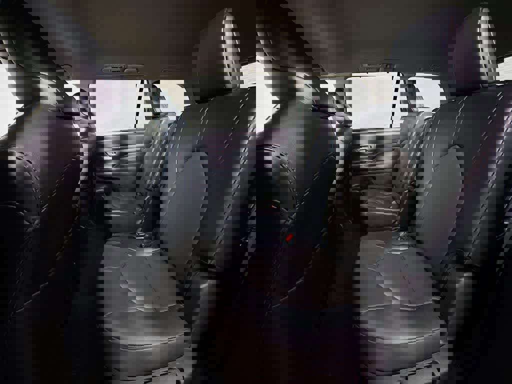 Used 2024 Toyota Grand Highlander XLE image 17