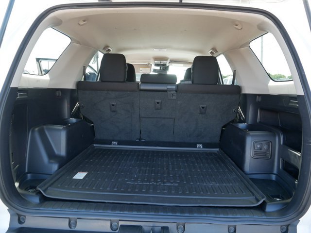 Used 2022 Toyota 4Runner TRD Off-Road AWD/4WD image 17