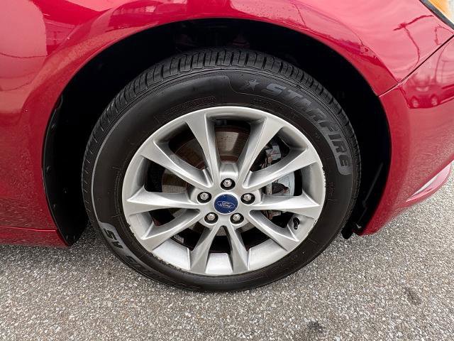 Certified 2017 Ford Fusion Energi SE image 37