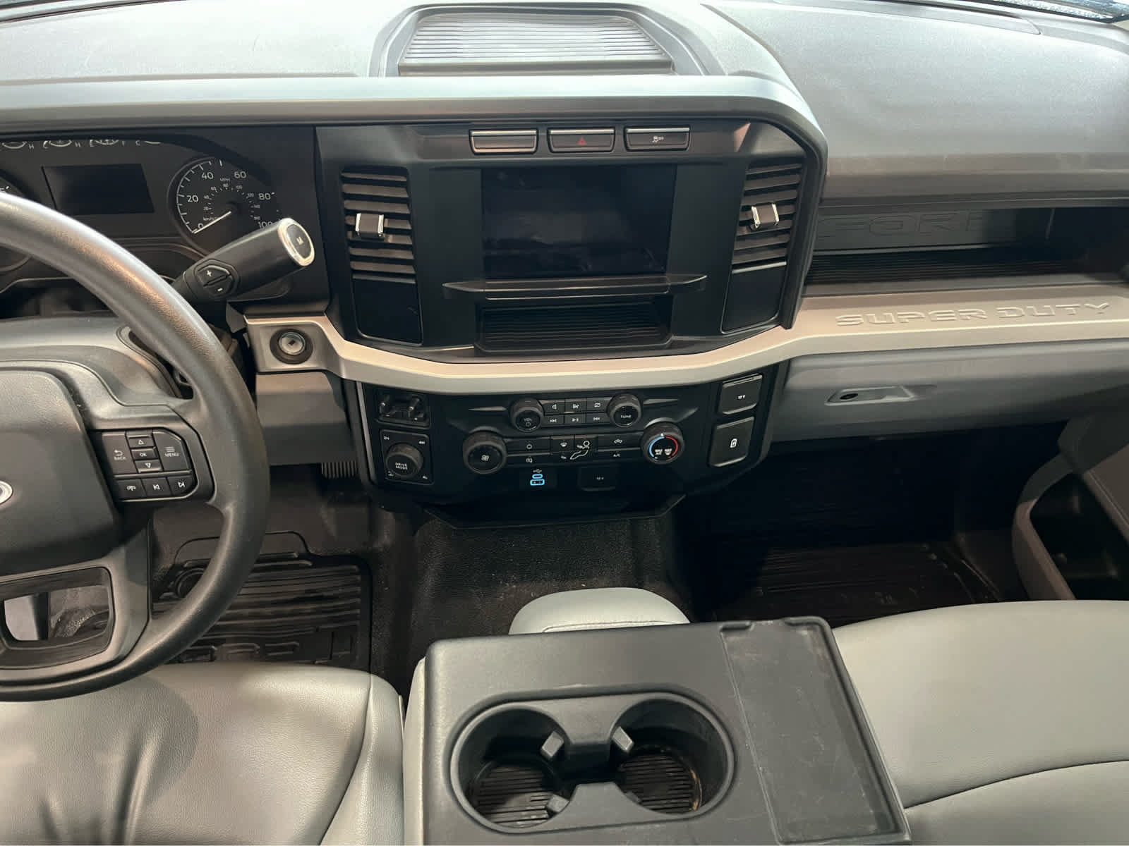 Certified 2023 Ford F250 XL w/ Snow Plow Prep Package AWD/4WD image 11