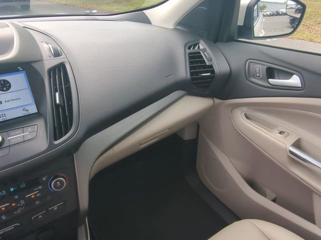 Certified 2019 Ford Escape SEL FWD image 18