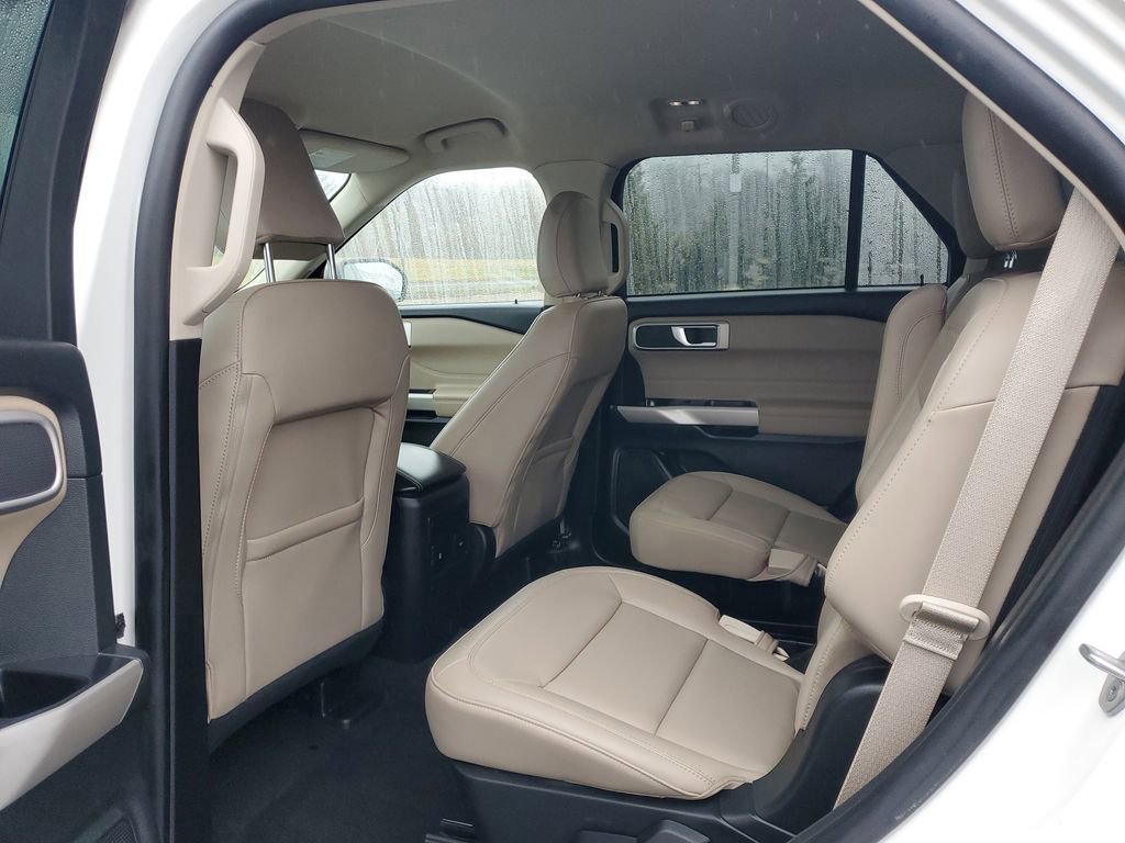 Certified 2023 Ford Explorer XLT w/ Equipment Group 202A image 23