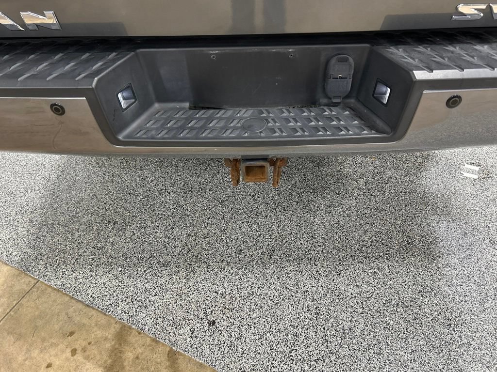 Used 2017 Nissan Titan SV AWD/4WD image 27