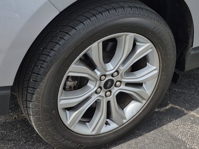 Certified 2024 Ford Edge Titanium AWD/4WD image 7