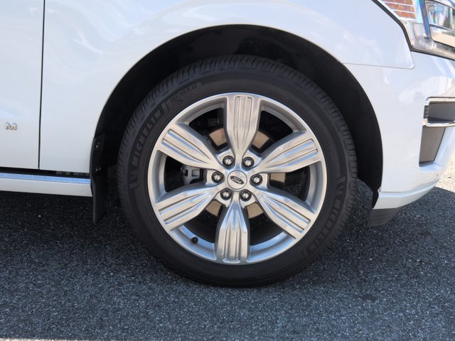 Certified 2023 Ford Expedition Platinum AWD/4WD image 11