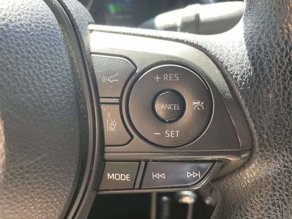 Used 2020 Toyota Corolla LE FWD image 22