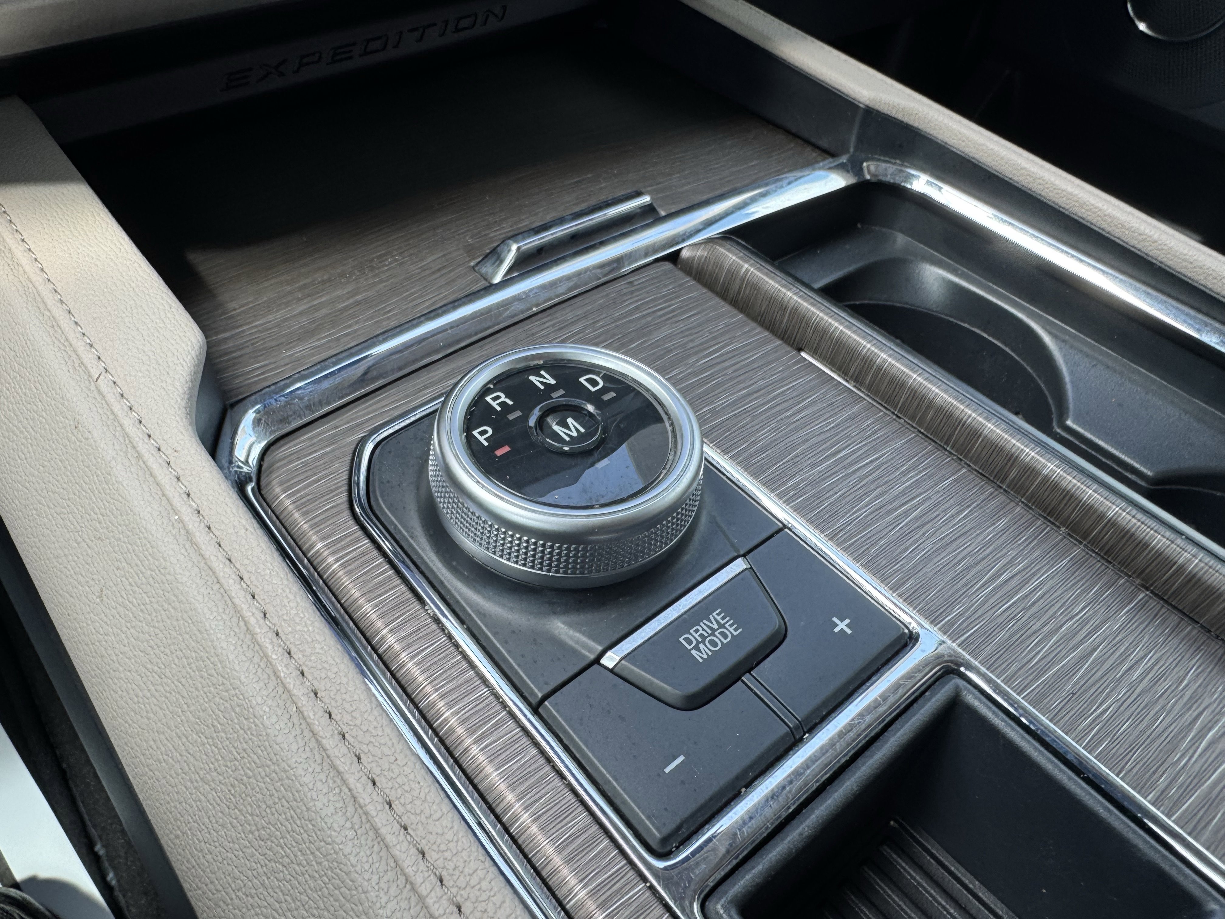Certified 2023 Ford Expedition Limited RWD image 16