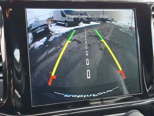 Used 2019 Jeep Grand Cherokee Laredo w/ Laredo X Package image 18