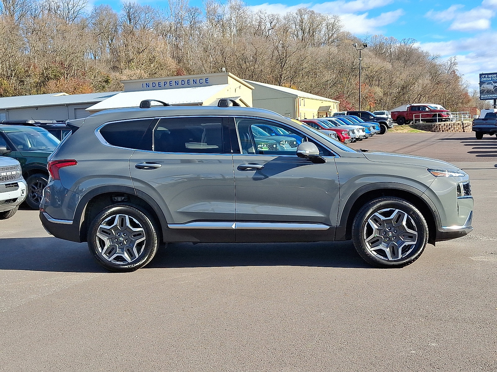 Used 2023 Hyundai Santa Fe Limited image 12