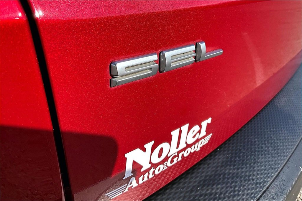 Certified 2022 Ford Escape SEL w/ Technology Package image 8