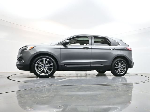 Certified 2022 Ford Edge Titanium AWD/4WD image 30