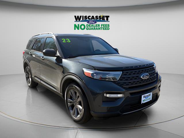 Certified 2023 Ford Explorer XLT w/ Equipment Group 202A AWD/4WD image 1