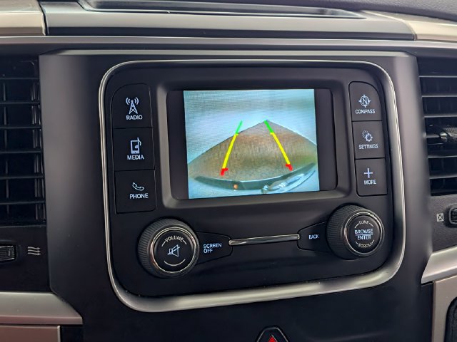 Used 2018 RAM 1500 Classic SLT AWD/4WD image 32