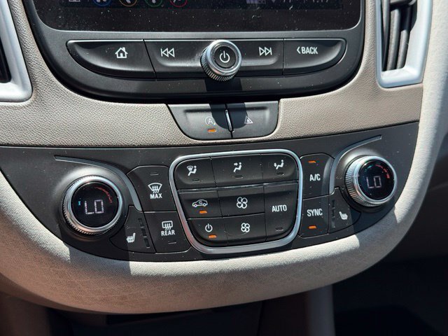 Used 2024 Chevrolet Malibu LT FWD image 23