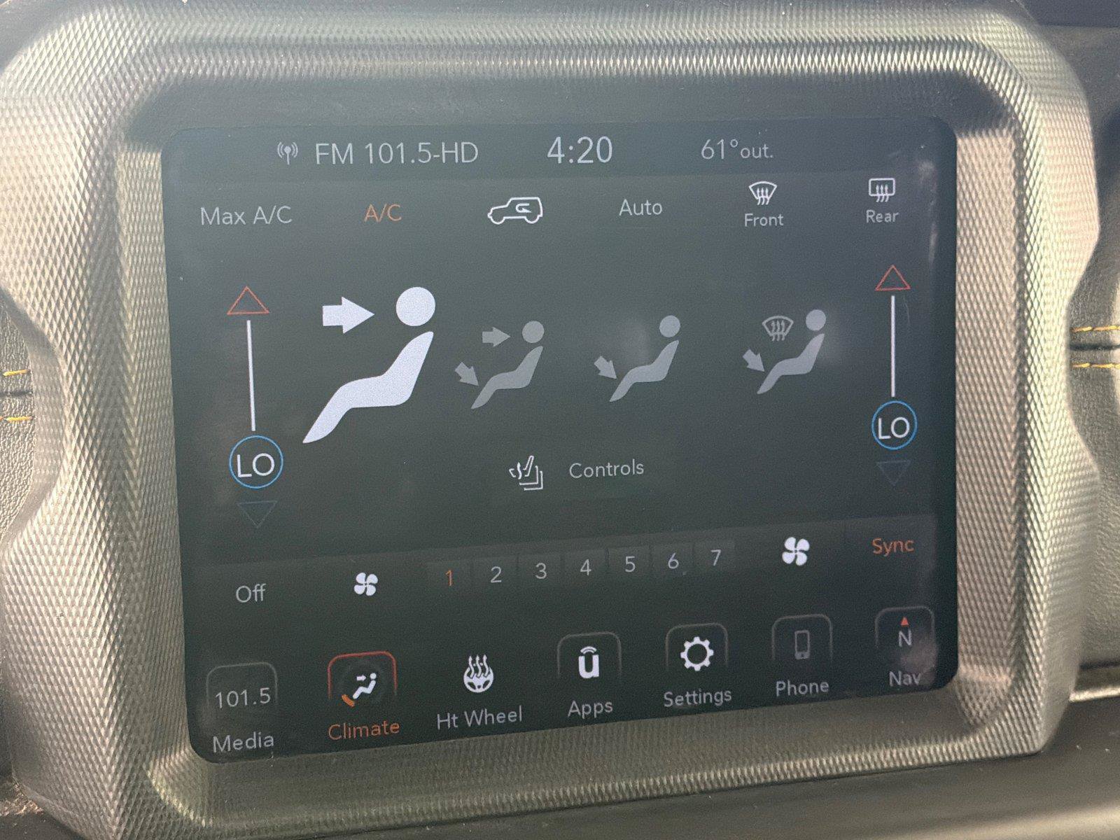 Used 2021 Jeep Wrangler Unlimited Sahara AWD/4WD image 23