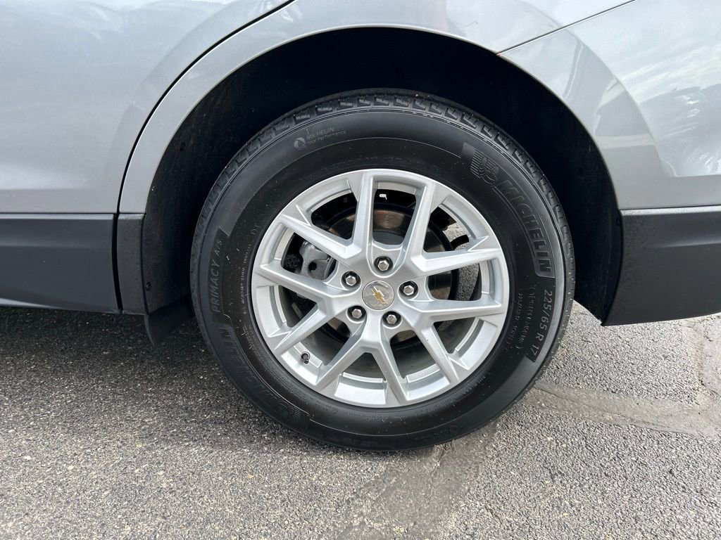 Used 2024 Chevrolet Equinox LS w/ LS Convenience Package image 13