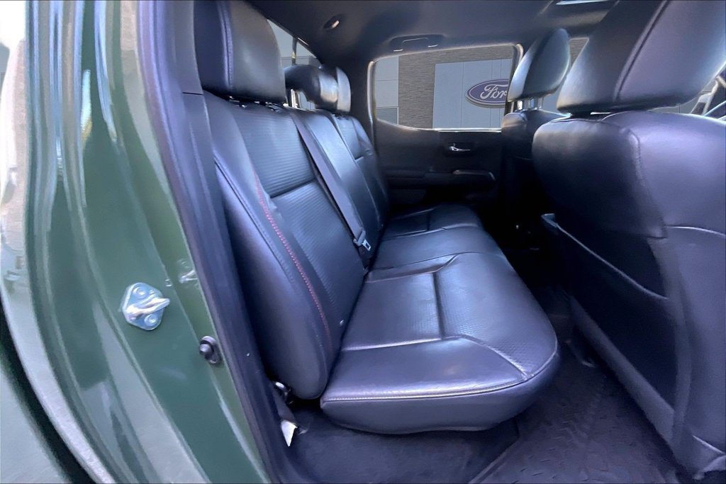 Used 2020 Toyota Tacoma TRD Pro AWD/4WD image 25