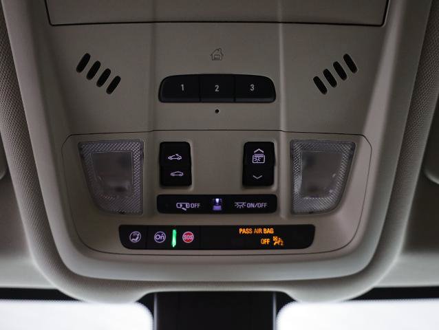 Used 2020 GMC Terrain SLT w/ Preferred Package AWD/4WD image 25