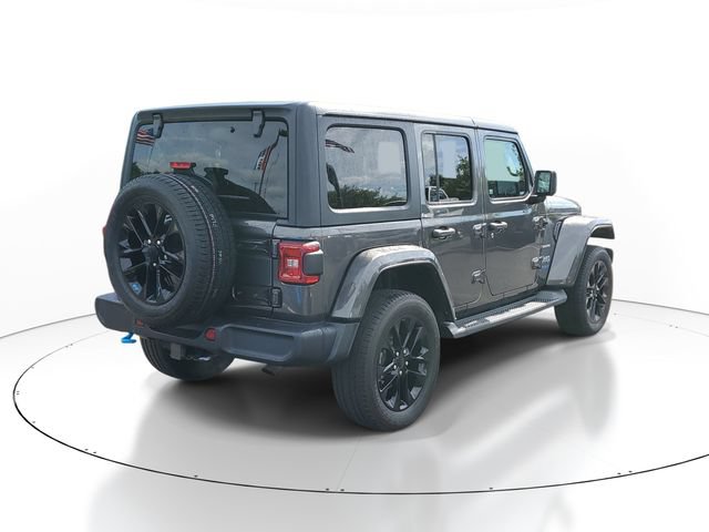 Used 2022 Jeep Wrangler Unlimited Sahara w/ Cold Weather Group AWD/4WD image 3
