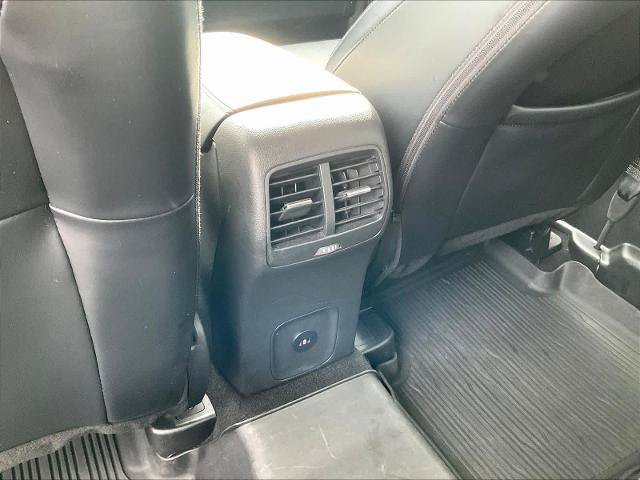 Certified 2025 Ford Escape Platinum AWD/4WD image 12