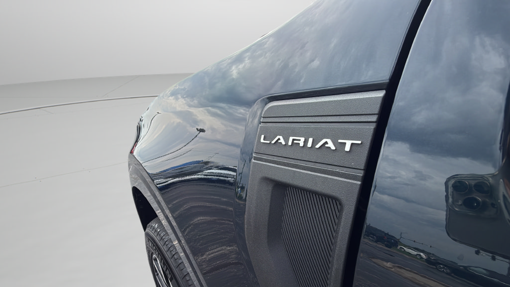 Certified 2022 Ford Maverick Lariat w/ Lariat Luxury Package FWD image 33