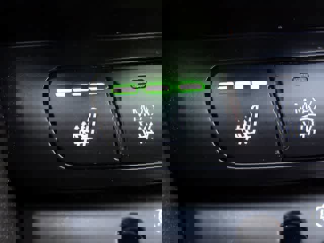 Used 2020 MINI Cooper 2-Door Hardtop image 31